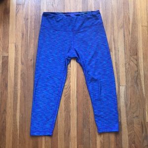 90 Degree cropped yoga pants size large